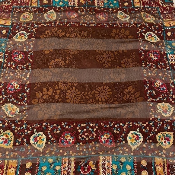 OSCAR de la Renta Silk Handkerchief - Picture 2 of 9